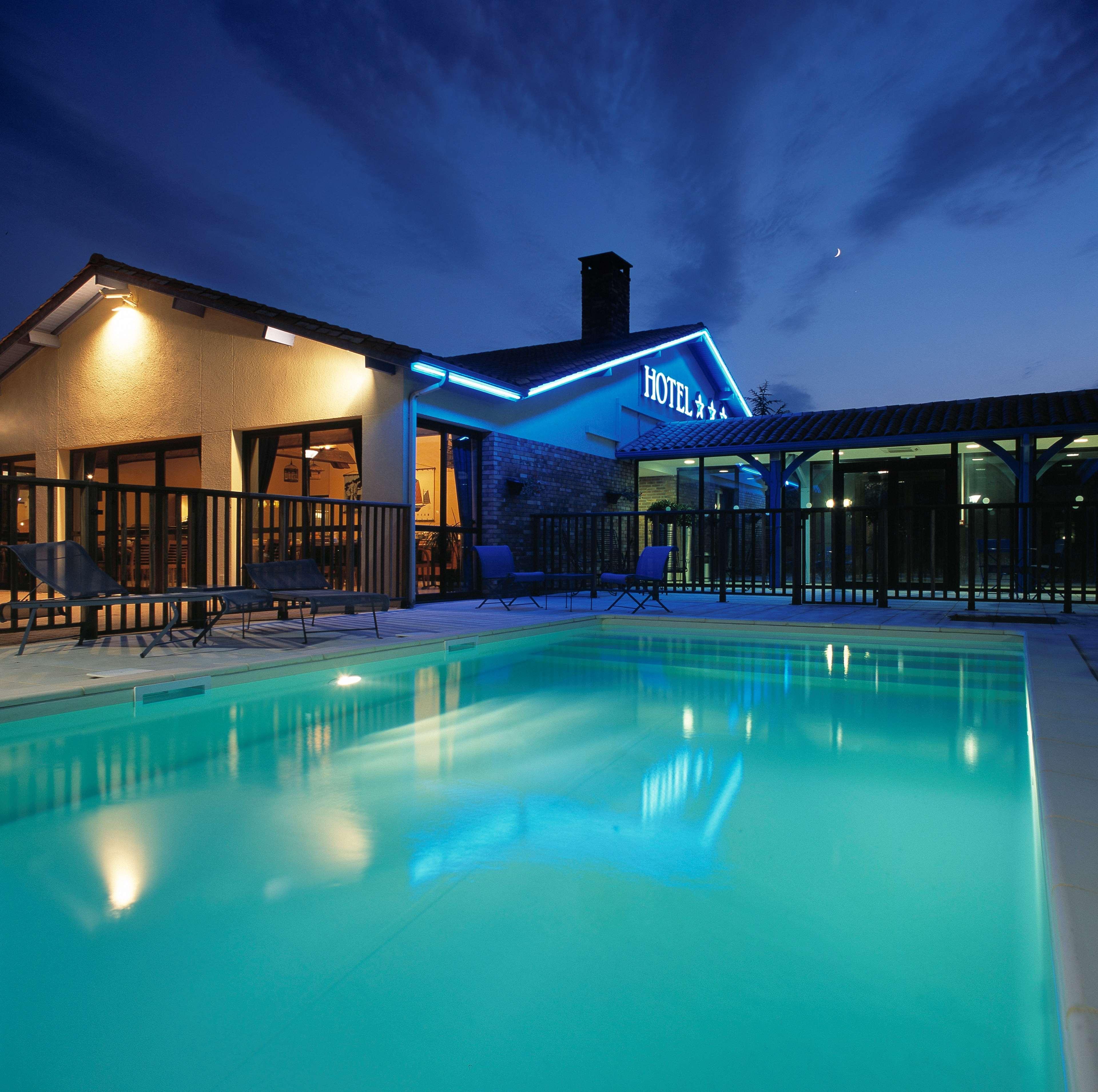 Kyriad Prestige Bordeaux Aeroport Mérignac Exterior foto